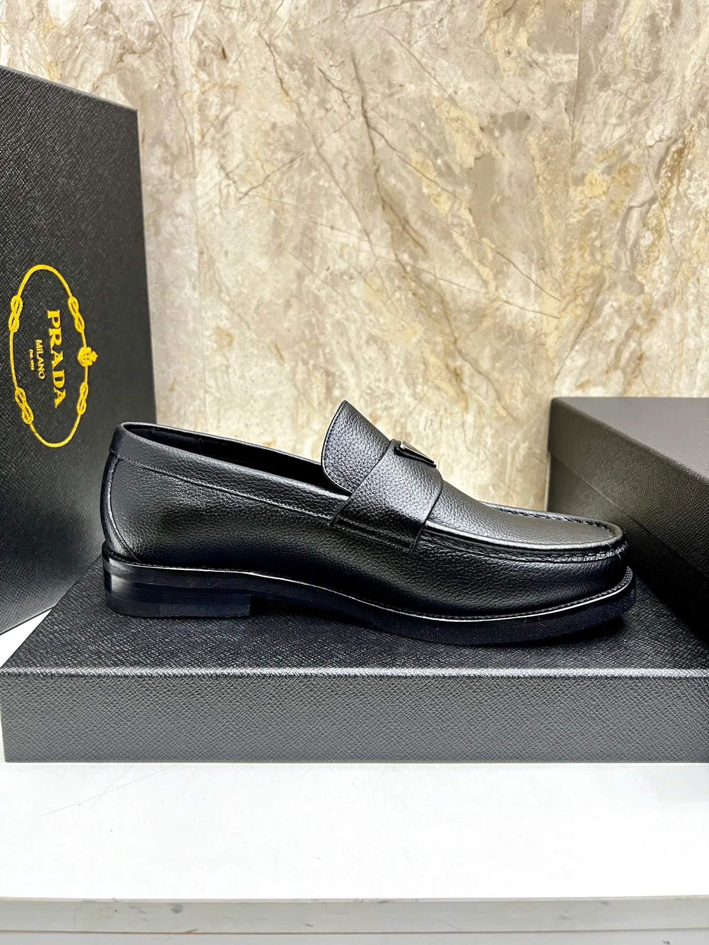PRADA~ Size: 38-44 (customized 45/46 P: 💰880 P's original official website new high-end men's leather shoes, top-quality original replicas, made of imported open edge beads/calf leather, calf leather breathable lining, original leather outsole!